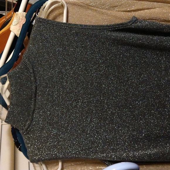 SALE🚨Mock turtle neck top Lizsport metallic silver gray sparkle knit - Picture 1 of 2